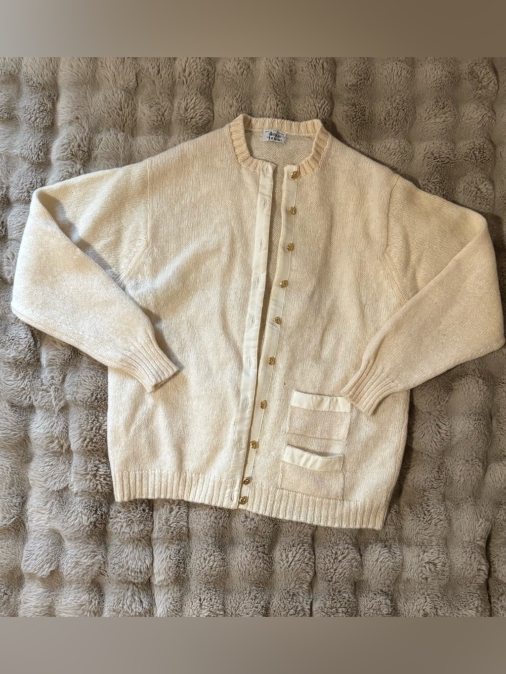 Vintage Harrods Cream Cardigan